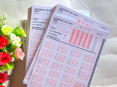 答題卡一般是什么紙質(zhì)？