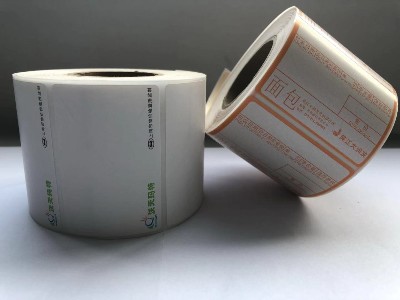 不干膠標(biāo)簽這樣使用光油，效果超乎你想象！！